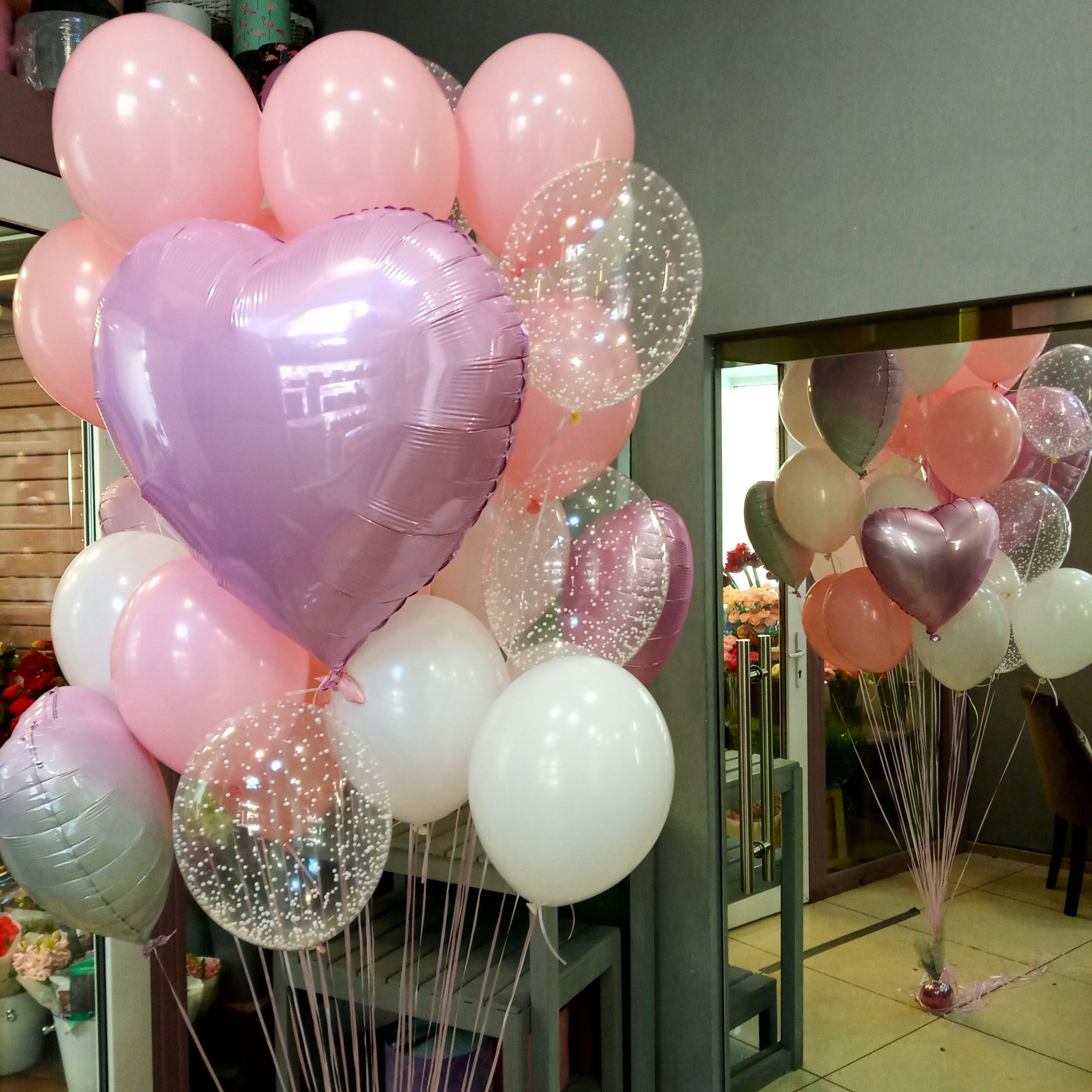 Ніжний фонтан з латексних і фольгованих кульок на valentine’s day