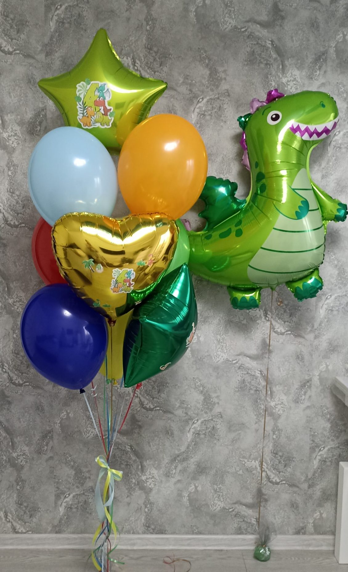 Композиція кульк з дракончиком (10шт)