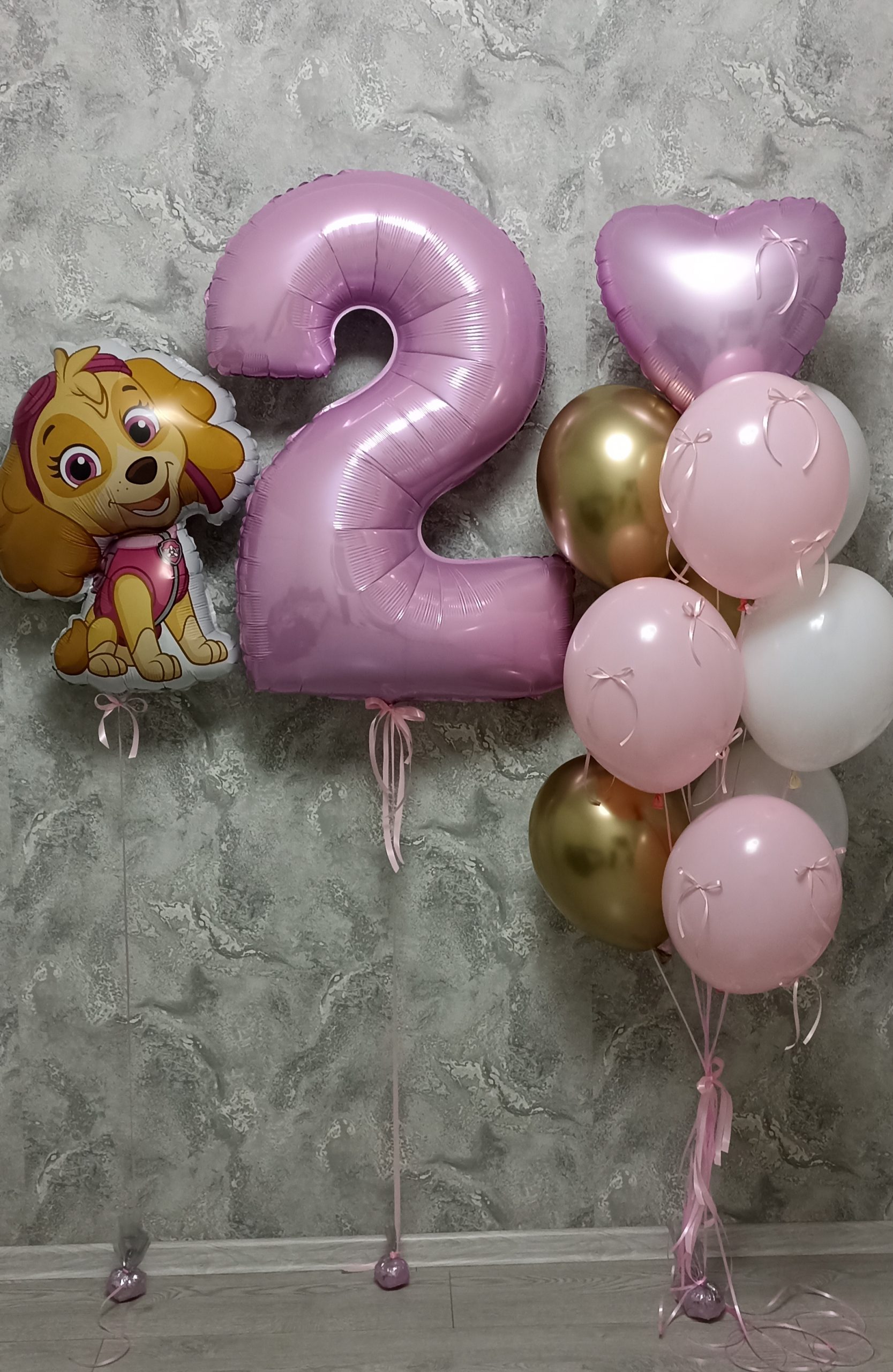 Рожева цифра з кульками і фігурою Скай (12шт)